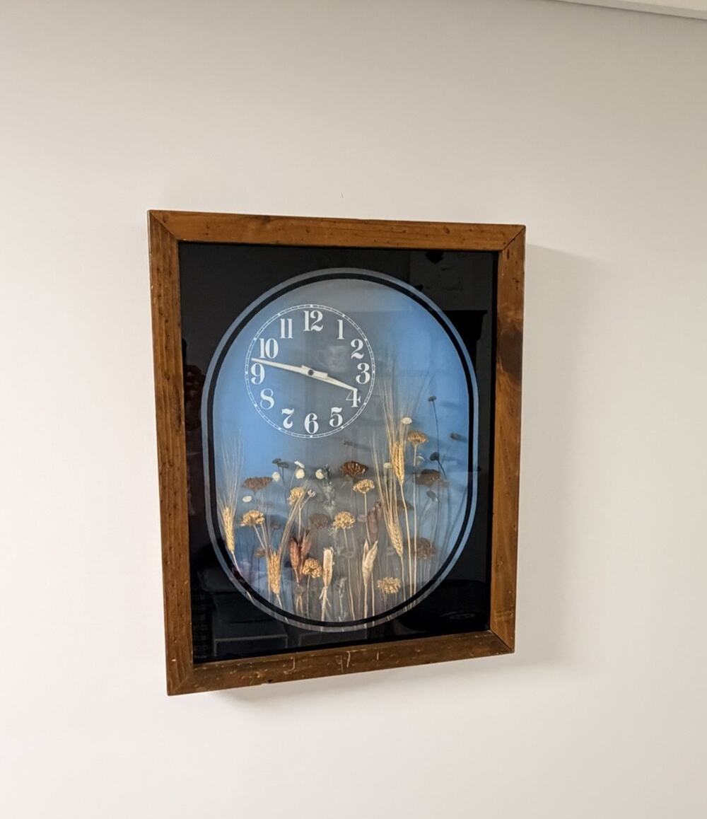 Vintage MCM 1970's Shadow Box Clock With Dried Flowers Wood Frame Glass Read!